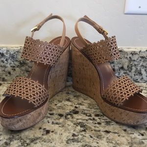 Tory Burch Daisy Perforated Wedge